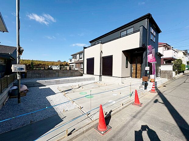 風格と同時に遊び心を感じさせる、個性の光るデザイン。(令和7年11月 撮影)