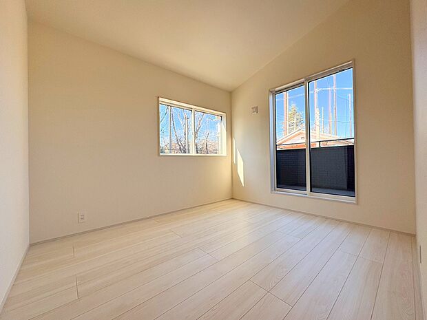 充実した生活は伸びやかな居室空間から始まります。