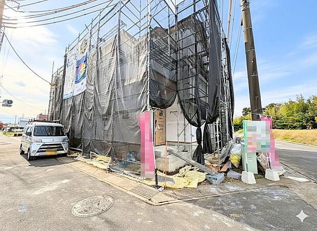 小・中学校まで徒歩10分でお子様の通学も安心です。(令和7年11月 撮影)