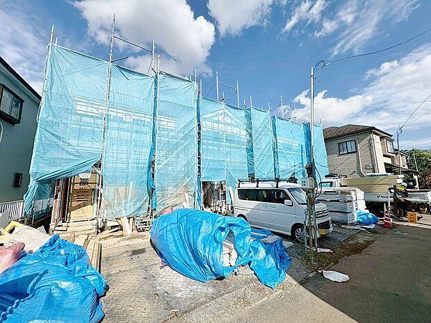 ここに住まう方へ余すこと無く太陽の恵みを届けられるように。(令和7年10月 撮影)
