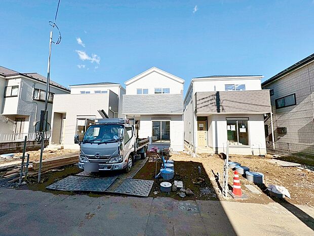 テレワークなど多用途に使えるカウンター付きのスペースを備えています。(令和7年11月 撮影)