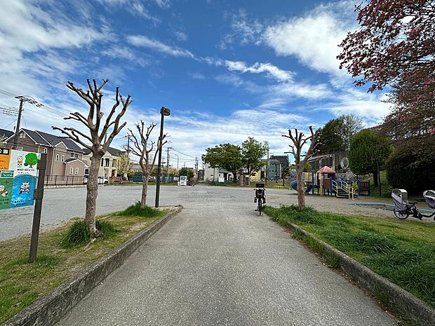 大門坂下公園まで約800ｍ