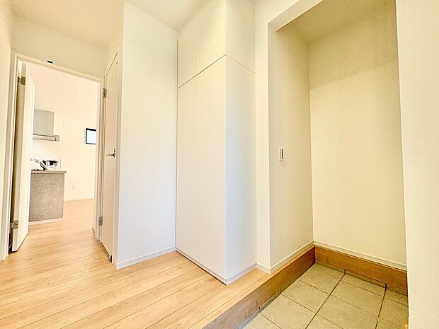 「ただいま」「おかえり」を交わすだけで家族の絆が深まります。