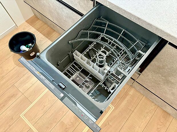 高温で洗浄することでピカピカに。手荒れの軽減も嬉しいポイント。