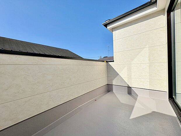 バルコニーを2ヶ所設けました。