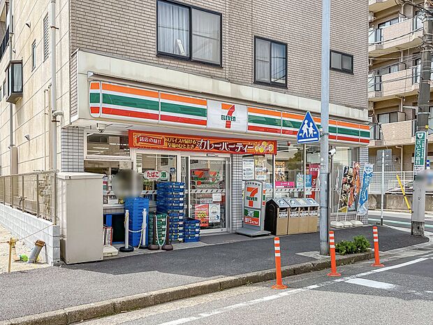 セブン-イレブン 川口本町1丁目店まで約340m