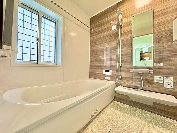 時間が経っても冷めづらい浴槽を採用することでエコで節約になります。