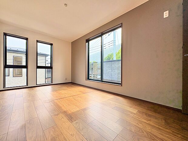 家具やレイアウトでお好みの空間を創り上げられます。