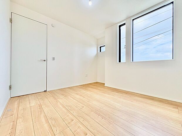 家具やレイアウトでお好みの空間を創り上げられます。