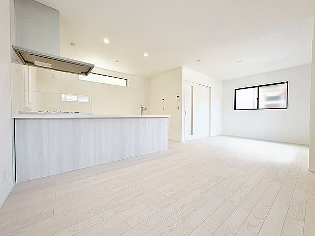 ＬＤＫを2階に配置することにより、心地良い光と風があふれます。