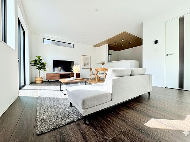 お気に入りのインテリアに囲まれた素敵な空間を創り上げてください ※現況の物件写真にCG画像処理済み