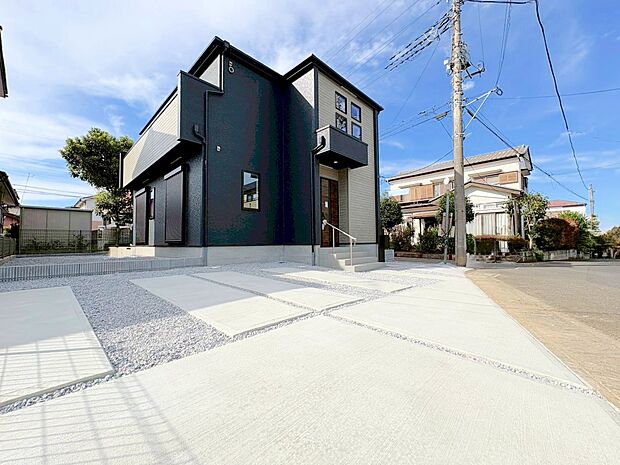 敷地内に2台分のカースペースを確保いたしました。(車種による)