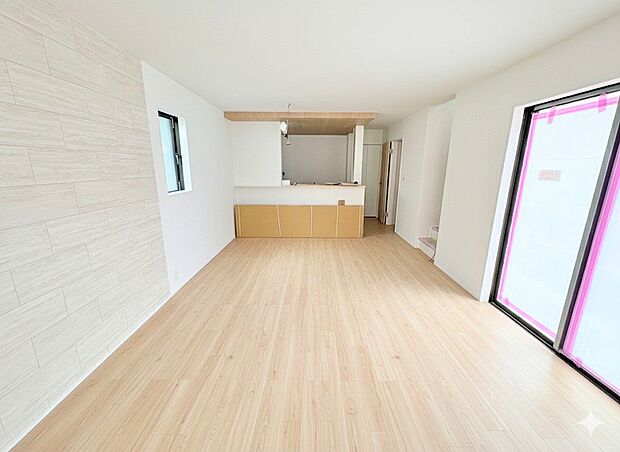 居住していく中でオリジナルのマイホームを創り上げて下さい。※現況の物件写真にCG画像処理済み