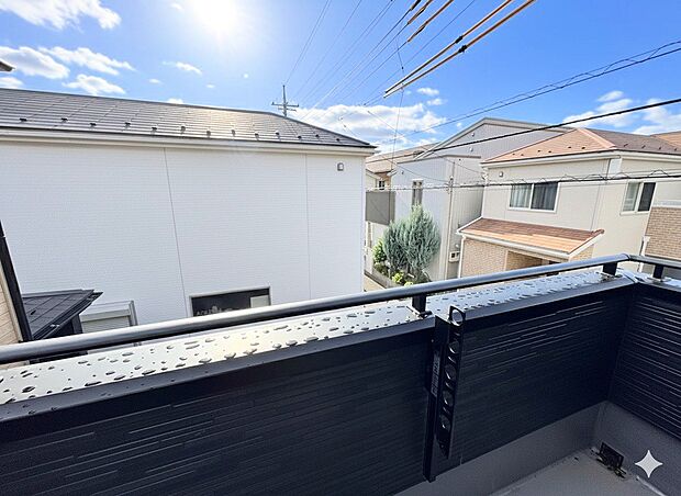 朝日を浴びながら深呼吸をしたり星空を眺めたり、自分時間を楽しめます。