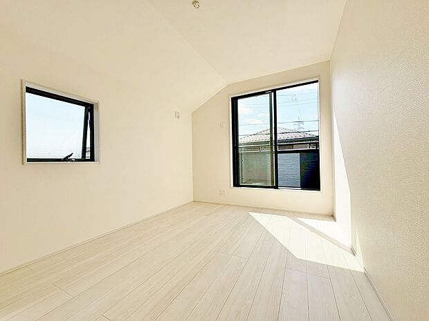 家具やレイアウトでお好みの空間を創り上げられます。