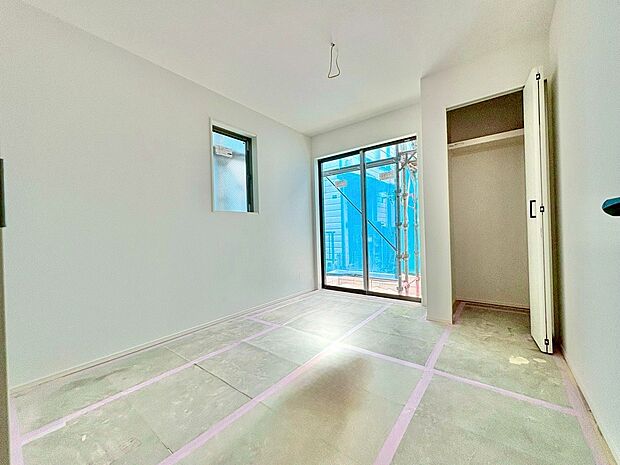 ゆったりと畳の上で過ごしたいものです。(令和7年9月 撮影)