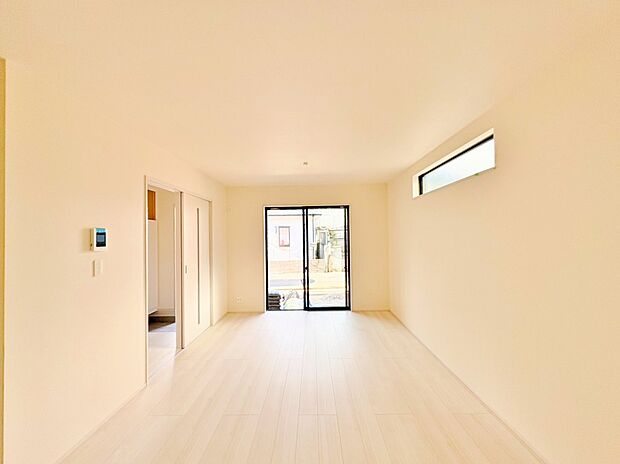 一日中家にいても飽きることのない素敵な空間です。