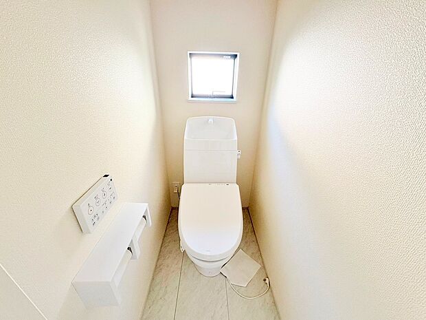 白を基調としたシンプルながらも落ち着くデザイン。