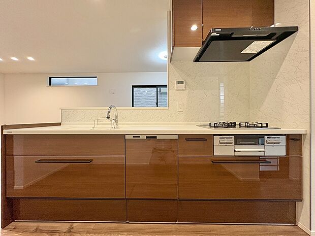 細部にまでこだわったハイグレードキッチンは暮らしに格別な価値をもたらします。