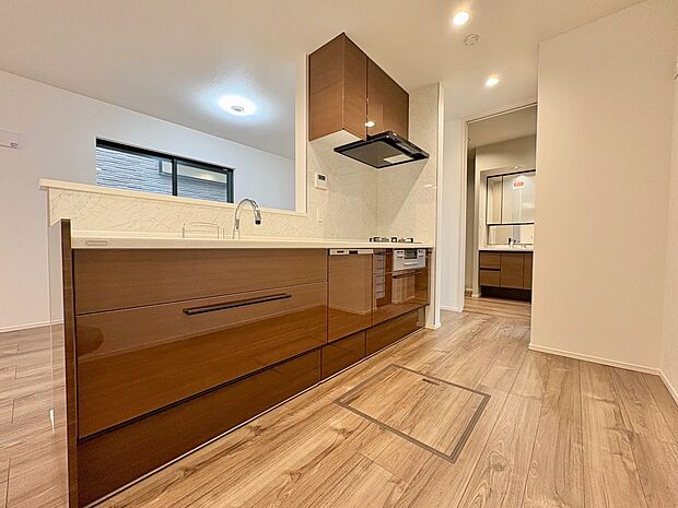 水廻りを集中させ、家事効率の良い間取りを実現しました。