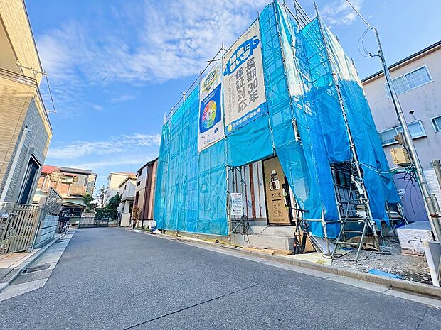 二部屋から行き来できる続きバルコニーを配置しています。(令和7年11月 撮影)