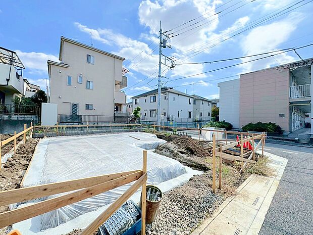この街ならではの特徴が詰まった快適な暮らしをお過ごしください。(令和7年10月 撮影)