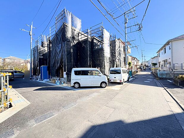 2階は全居室二面採光、回遊性のある動線効率の良いレイアウトになっています。(令和7年12月 撮影)