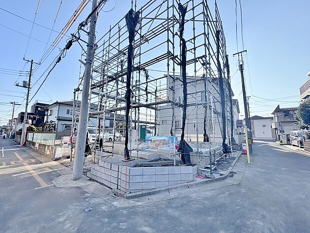 ここに住まう方へ余すこと無く太陽の恵みを届けられるように。(令和7年10月 撮影)