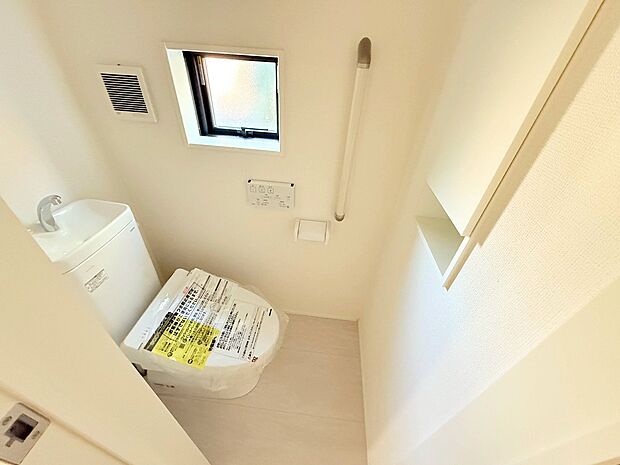 各階にトイレを完備しています。