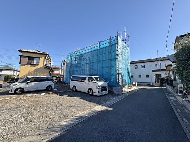 敷地内に2台分のカースペースを確保いたしました。(令和8年1月 撮影)