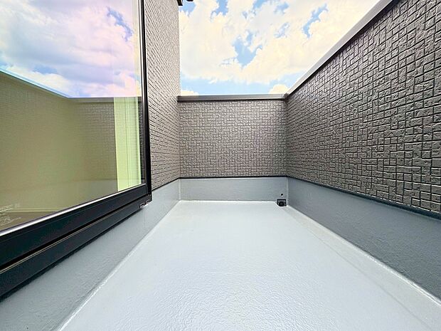 外を眺め、時を忘れるなんて、いつぶりだろうか。