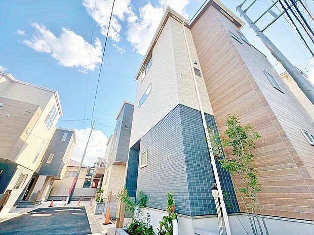 納戸、パントリー、WIC、SICなど機能的な収納も魅力です。