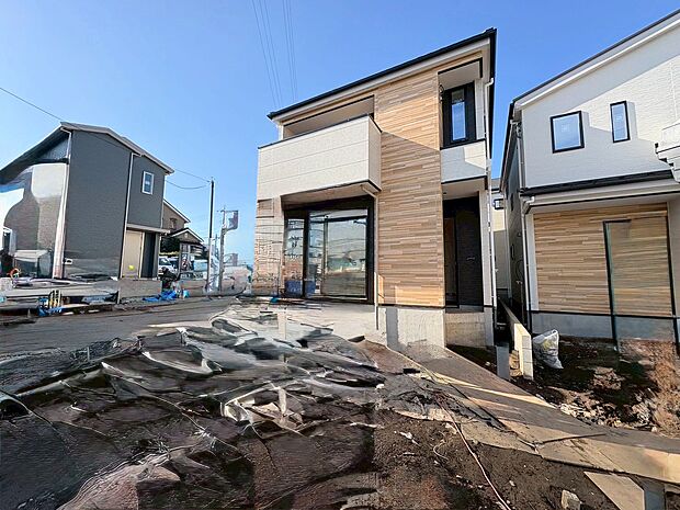 贅沢なほどの豊かな居住性と、プライドを満たすクオリティ。(令和7年10月 撮影)