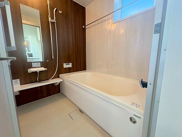 時間が経っても冷めづらい浴槽を採用することでエコで節約になります。