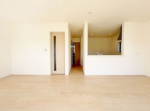 回遊性のある間取りは動線効率の良いレイアウトになっています。