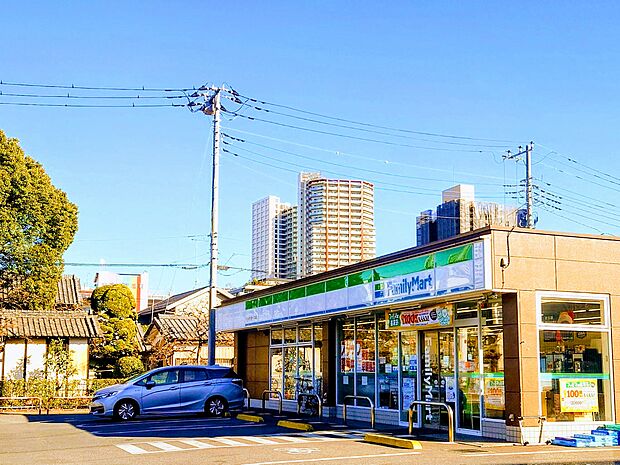 ファミリーマート さいたま沼影一丁目店まで約350m