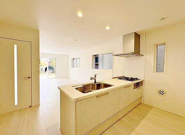 家族の会話が弾むコミュニケーション重視のレイアウト。