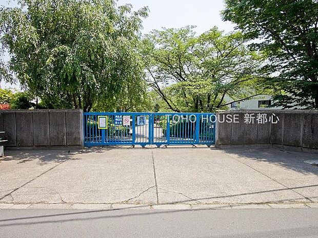 善前小学校まで約140m