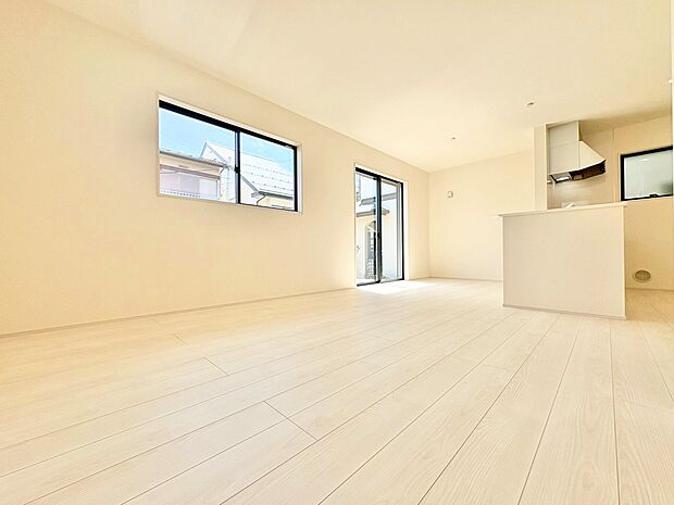 この場所に流れる豊かな時を演出してくれる開放的な空間。