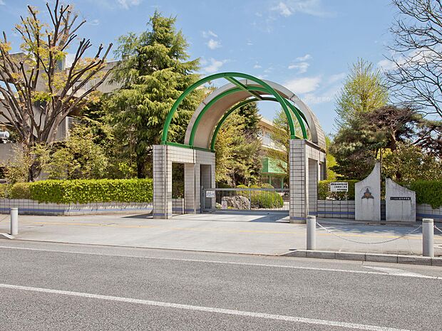 植竹中学校まで約800m