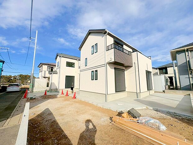 回遊性のある間取りでスムーズな動線も魅力。