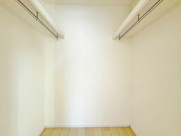 時間の経過と共に必要になる収納スペースを充実させました。