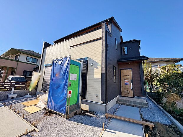 全室南東向きで陽当たり・通風良好です。(令和7年11月 撮影)