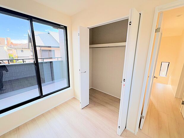 絶妙な雰囲気を意識してコーディネート致しました。