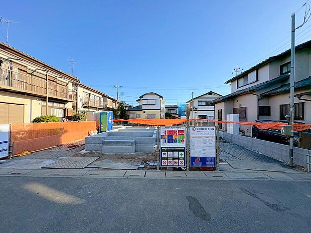 二部屋から行き来できる続きワイドバルコニーを採用しています。(令和7年12月 撮影)