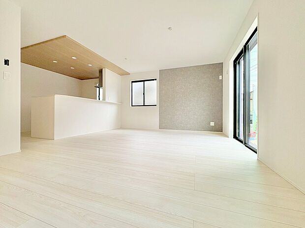 落ち着いた色合いで上質な暮らしを楽しめます。