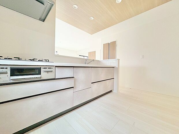 毎日の家事が楽しくなるように考え抜かれたキッチン。