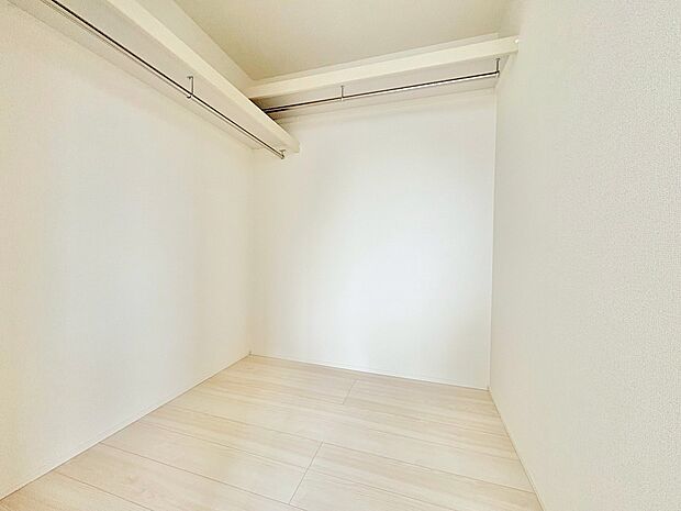 WICを備えることで、すっきりとした居室空間を実現できます。