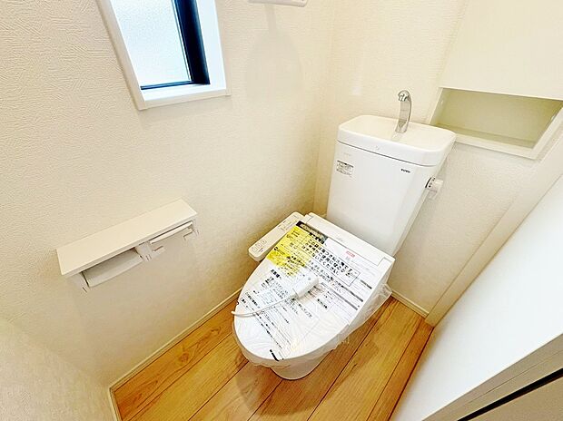 各階にトイレを完備しています。