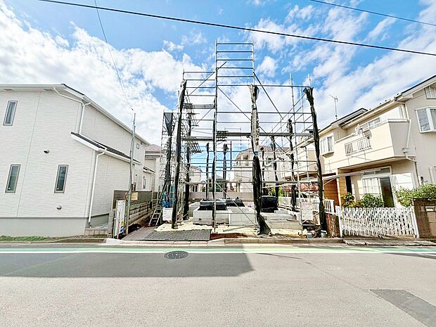 敷地35坪の4LDK。全室南向きの明るい間取りです。(令和7年10月 撮影)